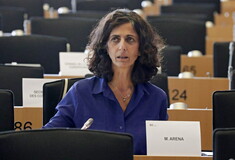 «Le Soir»: «Η Εύα Καϊλή με πήρε πανικόβλητη» λέει η ευρωβουλευτής Μαρί Αρενά - Η σχέση της με τον Παντσέρι