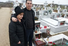 Ελένη Τοπαλούδη: Οι γονείς πήγαν τούρτα γενεθλίων στον τάφο της– Το μήνυμα της μητέρας της