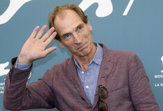 Julian Sands: Παραμένει άφαντος ο ηθοποιός - Φόβοι της οικογένειάς του πως δεν θα εντοπιστεί