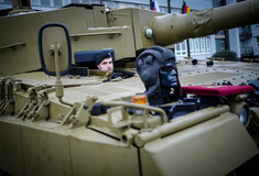 Ουκρανία: Τέλη Μαρτίου, αρχές Απριλίου τα Leopard 2 -Θα χρειαστούν μήνες τα αμερικανικά Abrams 