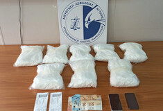 Συνελήφθησαν στο «Ελ. Βενιζέλος» δύο 24χρονες για εισαγωγή ναρκωτικών - Είχαν 13 κιλά κοκαΐνη στις βαλίτσες τους