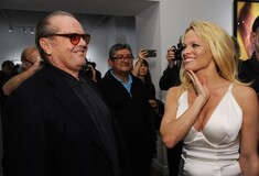 Pamela Anderson: I saw Jack Nicholson in a threesome at Playboy mansion