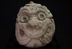 Η Ελβετία επέστρεψε στο Περού πέτρινο γλυπτό ηλικίας 2.500 ετών