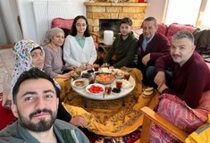 Σεισμός στην Τουρκία: Χιλιάδες οικογένειες ανοίγουν τα σπίτια τους σε πληγέντες