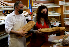 Καθαρά Δευτέρα: Ποια καταστήματα θα λειτουργήσουν