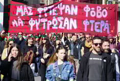Εικόνες από τα μαζικά συλλαλητήρια στη χώρα για την τραγωδία στα Τέμπη