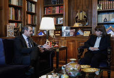 Συνάντηση της ΠτΔ με τον πρωθυπουργό – Κυρ. Μητσοτάκης: