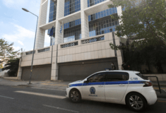 Επίθεση με μαχαίρι έξω από το Εφετείο Αθηνών