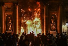 Διαδηλώσεις στη Γαλλία: Πυρπόλησαν το δημαρχείο του Μπορντό