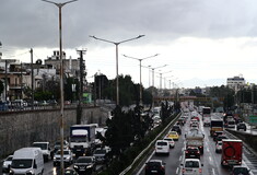 Κίνηση στους δρόμους: Καθυστερήσεις σε κεντρικά σημεία της Αθήνας- Πού υπάρχουν προβλήματα