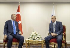 Ο Ερντογάν προανήγγειλε πιθανή επίσκεψη Πούτιν στα εγκαίνια πυρηνικού σταθμού