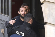 Αποφυλακίζεται ο Άντριου Τέιτ μετά από τρεις μήνες - Θα μπει σε κατ' οίκον περιορισμό