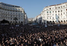Θεσσαλονίκη: Χιλιάδες πολίτες στη συναυλία κατά της ιδιωτικοποίησης του νερού