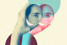 Humblebragging: Ο όρος που καταδικάζει την «ψεύτικη σεμνότητα» είναι ελαφρώς τοξικός