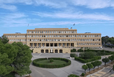 Bullying στο Αρσάκειο-Μητέρα 15χρονου: Αστειότητες και από το σχολείο και από την πολιτεία 