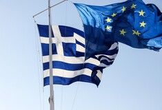 Ελληνικό χρέος: Μικρότερο από το ιταλικό μέχρι το 2026