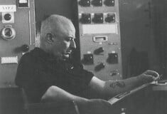 ΝΤΟΚΟΥΜΕΝΤΟ: Άγνωστη ραδιοφωνική συνέντευξη του Νίκου Καββαδία