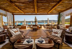 Μύκονος: Λουκέτο σε γνωστό beach bar πριν το opening- Στα δικαστήρια η υπόθεση