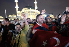 Εκλογές Τουρκία: Νίκη του Ρετζέπ Ταγίπ Ερντογάν - Στους δρόμους οι υποστηρικτές του