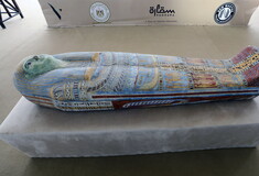 Ancient tombs and large mummification workshops unearthed in Egypt