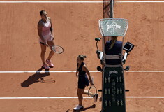 Roland Garros: Ουκρανή τενίστρια δεν έδωσε το χέρι σε Λευκορωσίδα- Και την γιούχαραν