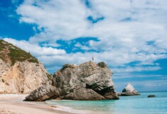 Μια ελληνική παραλία γυμνιστών ανάμεσα στις 20 «καλύτερες» του κόσμου