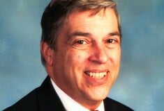 Robert Hanssen: Convicted US spy found dead in Colorado prison