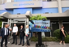 Εκλογές 2023: Η στιγμή που ανακοινώνεται το exit poll στα γραφεία των κομμάτων