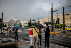 Καιρός: Έρχονται μπόρες - Πού αλλάζει το σκηνικό την Δευτέρα 