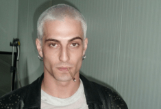 Maneskin: Ο Damiano ακούει το «Αν είσαι ένα αστέρι» του Νίκου Βέρτη