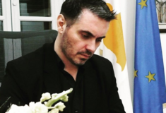 Μιχάλης Χατζηγιάννης: Παραιτείται από υφυπουργός Πολιτισμού της Κύπρου