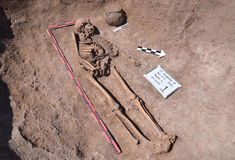 Αρχαιολογικό εύρημα: «Ζώνη αρματοδηγού» της Εποχής του Χαλκού βρέθηκε σε τάφο στη Σιβηρία 