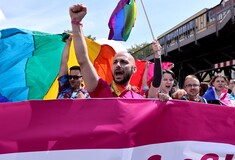 Berlin Pride: Σε πανηγυρικό κλίμα και με μήνυμα για την Ουκρανία 
