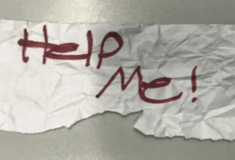 «Βοηθήστε με»: 13χρονη θύμα απαγωγής σώθηκε χάρη σε ένα σημείωμα