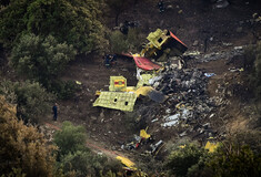 Πτώση Canadair: Ο βαθμός του αντιπτεράρχου απονέμεται στους δύο πιλότους