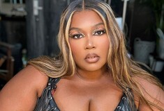 Lizzo: Πρώην χορεύτριές της καταγγέλλουν εχθρικό εργασιακό περιβάλλον και παρενόχληση