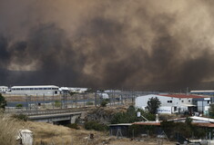 Έκλεισε τμήμα της Αττικής οδού- Λόγω της φωτιάς στον Ασπρόπυργο