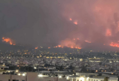 Φωτιά στην Πάρνηθα: 2 μέτωπα, εκκενώθηκαν γηροκομεία- 5η ημέρα στις φλόγες η Αλεξανδρούπολη