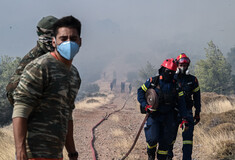 Φωτιά στην Πάρνηθα - ΓΕΕΘΑ: Ποτέ δεν κινδύνεψε το στρατόπεδο «Λοχαγού Καποτά» 