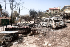 Φωτιές: Χωρίς μεγάλο ενεργό μέτωπο στην Πάρνηθα- Μεγάλο πρόβλημα στη Δαδιά