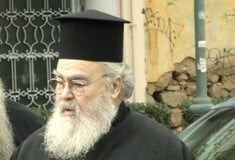 Μητροπολίτης Δωδώνης για νέες ταυτότητες: «Μυαλό μας έδωσε ο Θεός, διαλέξτε και πάρτε»
