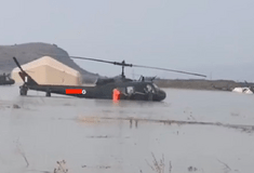 Κακοκαιρία Daniel: Πλημμύρισε η βάση ελικόπτερων στο Στεφανοβίκειο