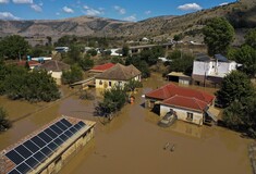 Κακοκαιρία: Μάχη με τη λάσπη και το χρόνο - Χάθηκαν ολόκληρα νοικοκυριά