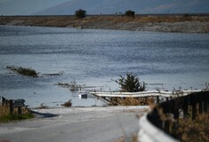 Αγνοείται ψαράς στη λίμνη Κάρλα