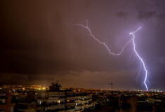 Κακοκαιρία Elias: Νέο έκτακτο δελτίο της ΕΜΥ- «Συναγερμός» για τη Θεσσαλία, μεγάλα ύψη βροχής
