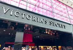 «Η ‘Κάρεν’ της Victoria’ s Secret»: Δύο πελάτισσες και μια αμφιλεγόμενη (νομική) κόντρα