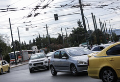 Κίνηση στους δρόμους: Μεγάλες καθυστερήσεις - Πού υπάρχουν προβλήματα 