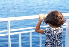 Τι έγγραφα χρειάζονται οι γονείς για να ταξιδέψουν με τα παιδιά τους 
