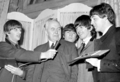 Beatles: Κυκλοφορεί το «τελευταίο» τραγούδι με τη συμμετοχή του Τζον Λένον