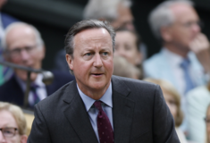 Επιστροφή-έκπληξη στη Βρετανία: Νέος υπουργός Εξωτερικών ο Ντέιβιντ Κάμερον